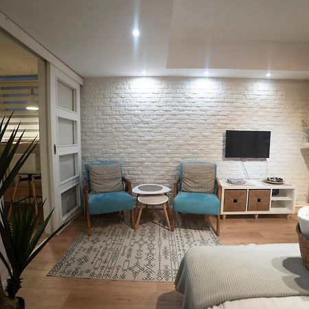 Cozy Haven Apartment Белград Екстериор снимка