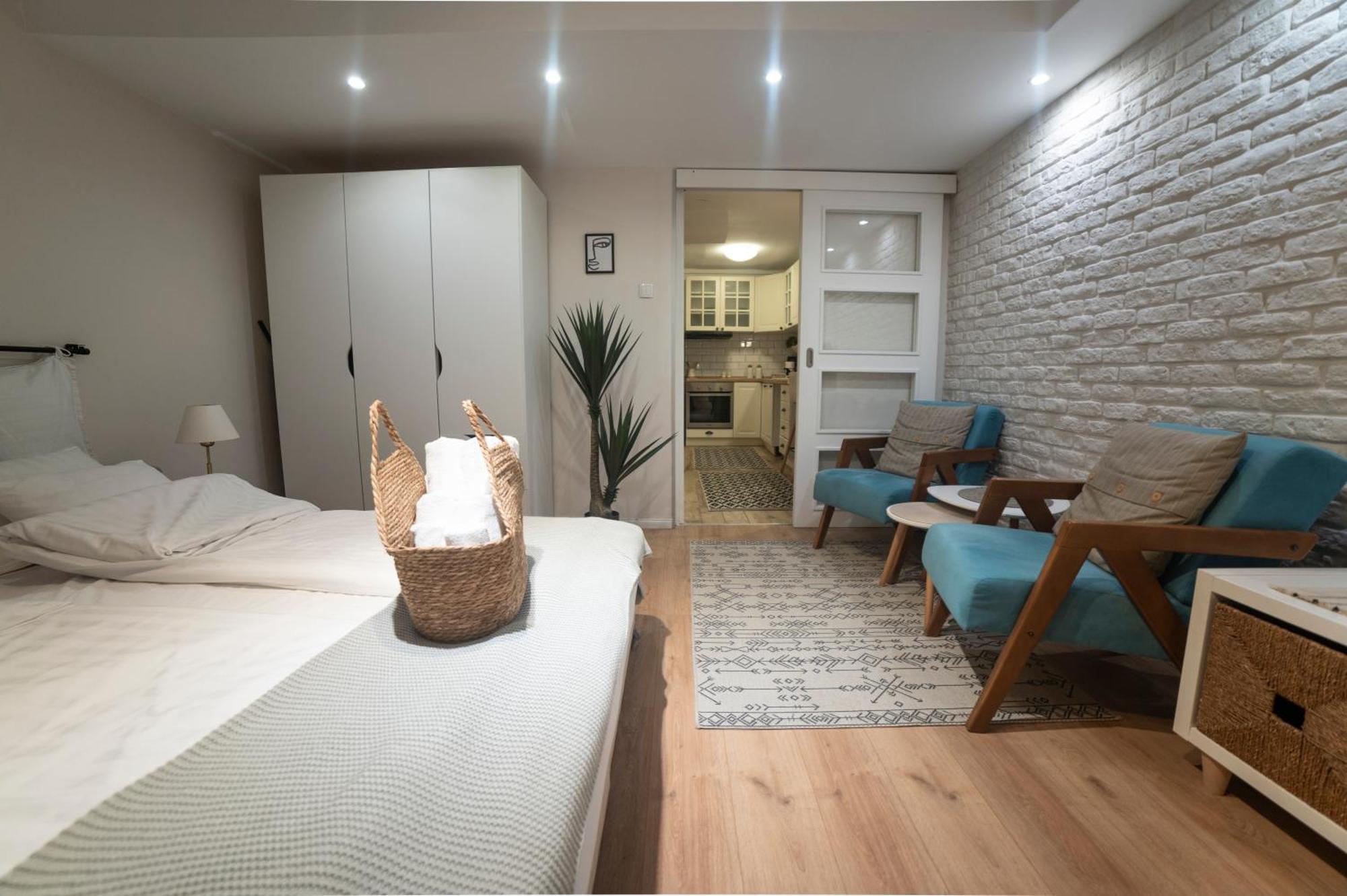 Cozy Haven Apartment Белград Екстериор снимка