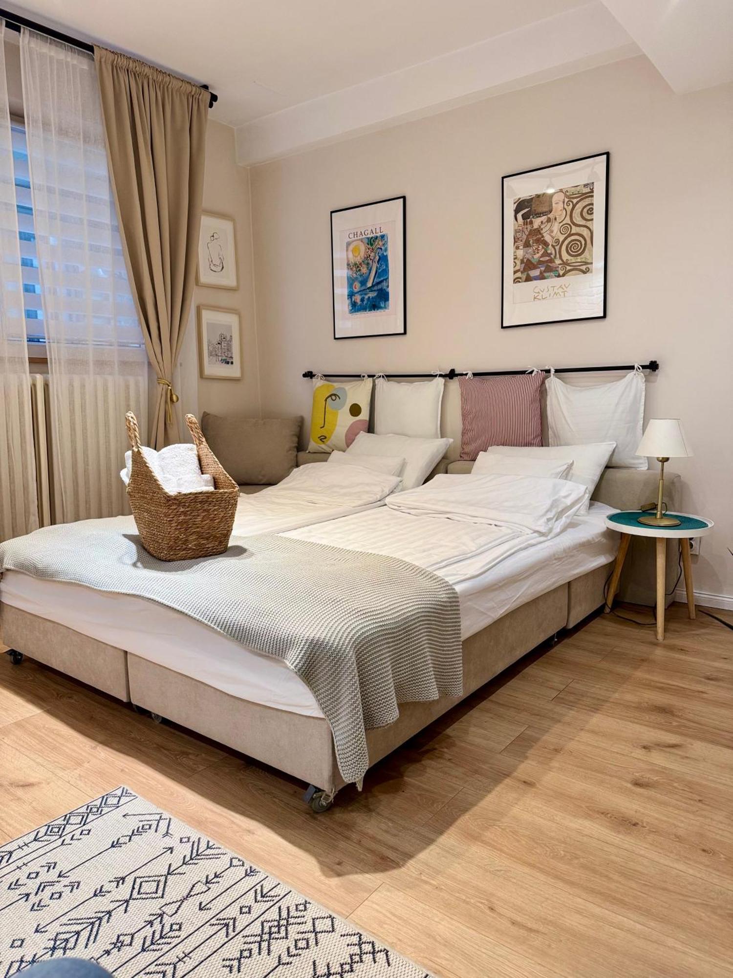 Cozy Haven Apartment Белград Екстериор снимка